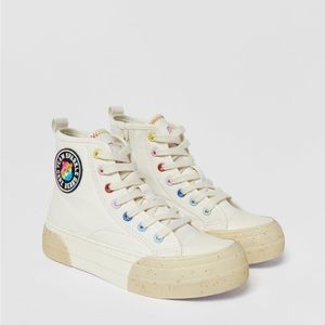 ZARA KIDS/CARE BEARS © HIGH TOP SNEAKERS